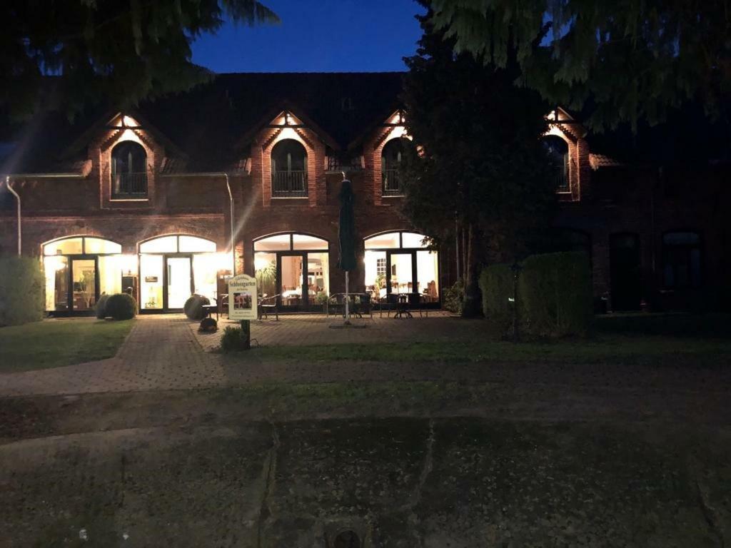 Gaestehaus Schlossgarten 에텔젠 외부 사진